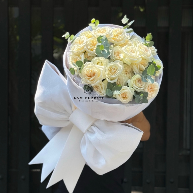 “White Poise – Thanh Khiết & Tinh Tế”