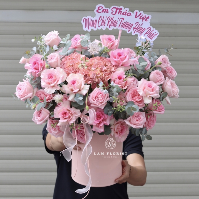 🌸 HỘP HOA HỒNG NGỌT NGÀO – GỬI TRỌN YÊU THƯƠNG 🌸