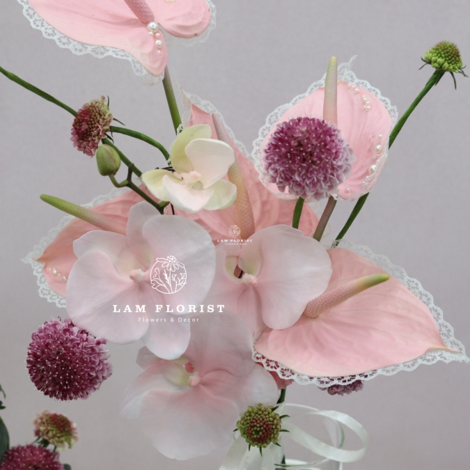 Bó Hoa Cưới Tulip mix Hồng môn trắng