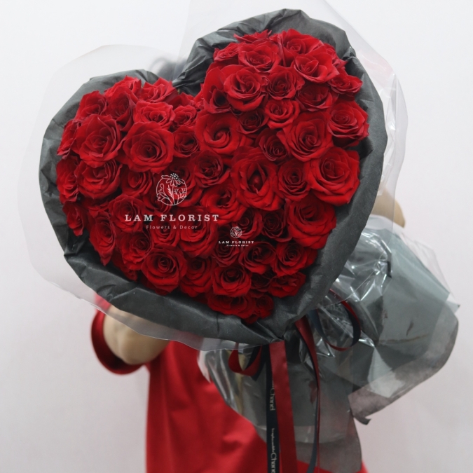 “Thiên Tâm Lệ Ái”