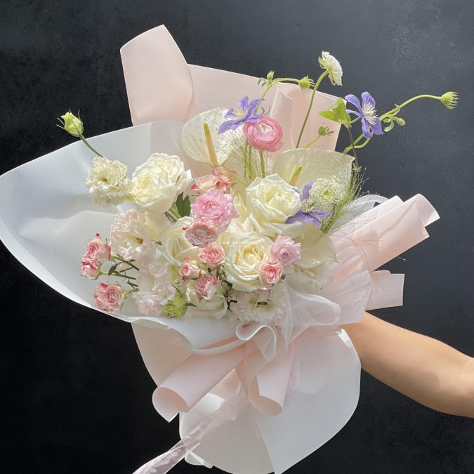 Whispering Clouds - Những Đám Mây Thì Thầm