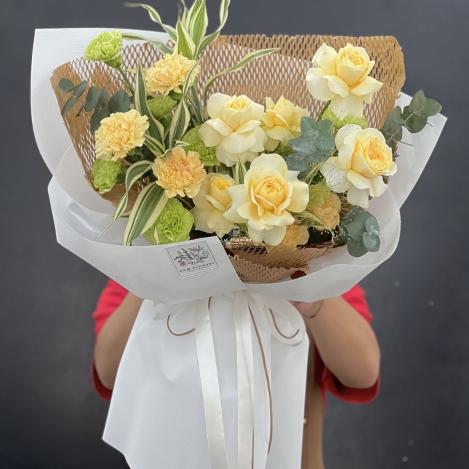 “Sunny Bloom – Sắc Nắng Dịu Dàng”