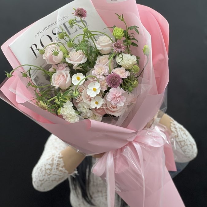 “Hồng Thì Thầm”