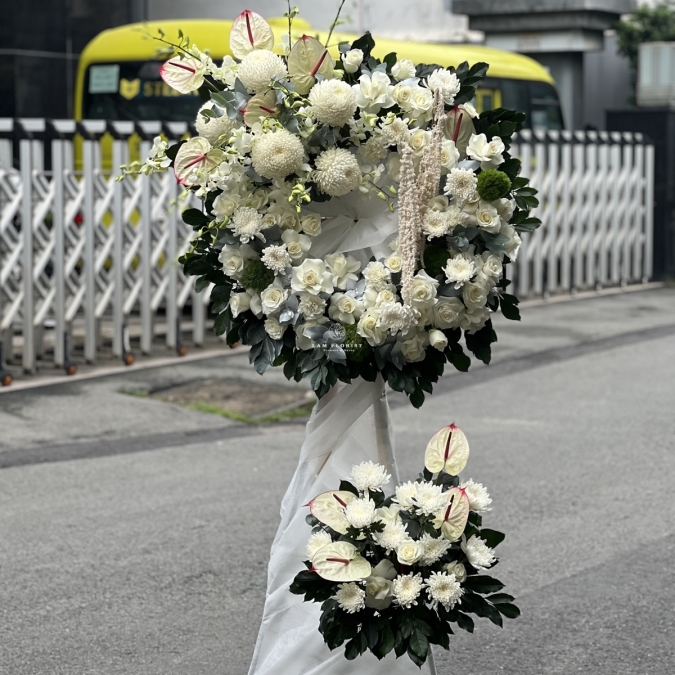 “Niềm Thương Kính Dâng” 🌿