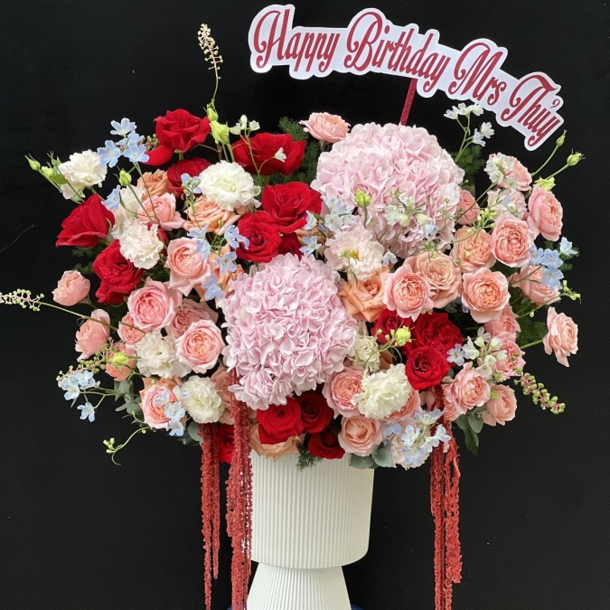 “Quý Phái Nồng Nàn”