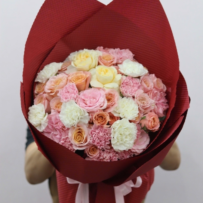 “Hồng Sắc Ngọt Ngào – Khúc Giao Mùa Dịu Dàng”