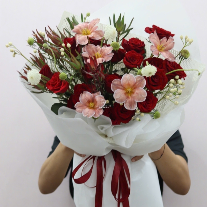 “Hương Sắc Thanh Cao – Bản Hòa Tấu Của Những Đóa Hoa”