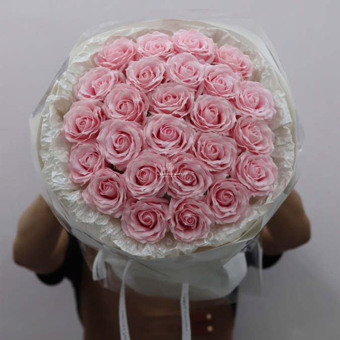 🌸 “Mây Hồng Dịu Dàng – Bó Hoa Sáp Phấn Hồng”