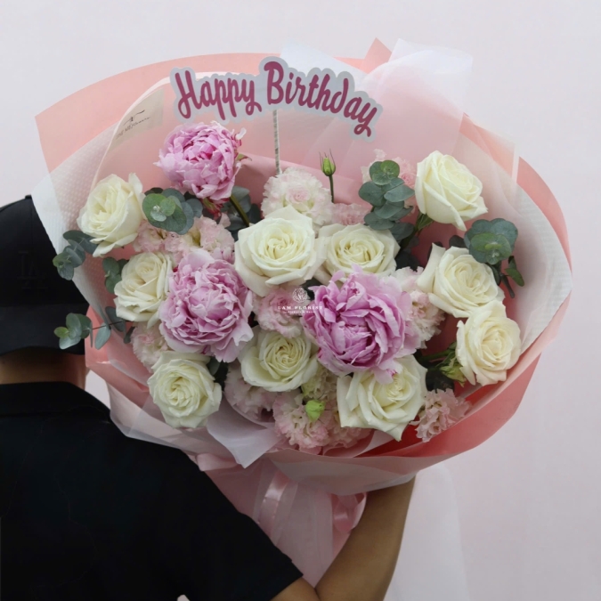  “White Whisper & Pink Bloom – Lời Thì Thầm Của Hoa”