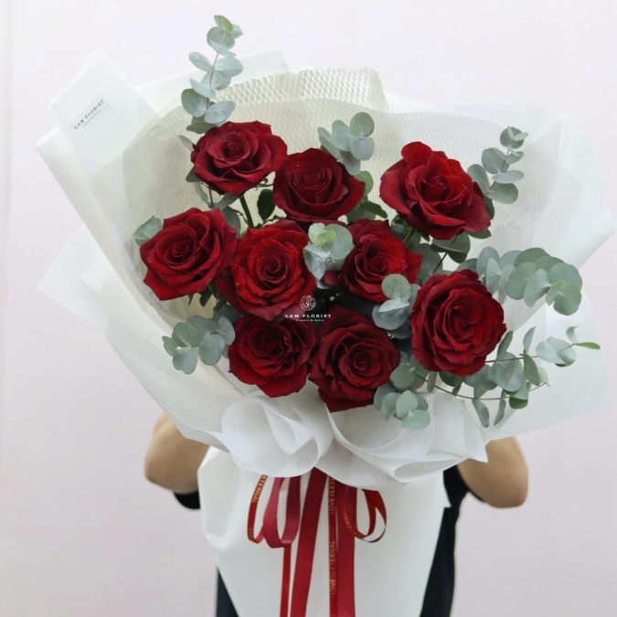  “Crimson Prestige – Quyền Uy Đỏ Thẫm”