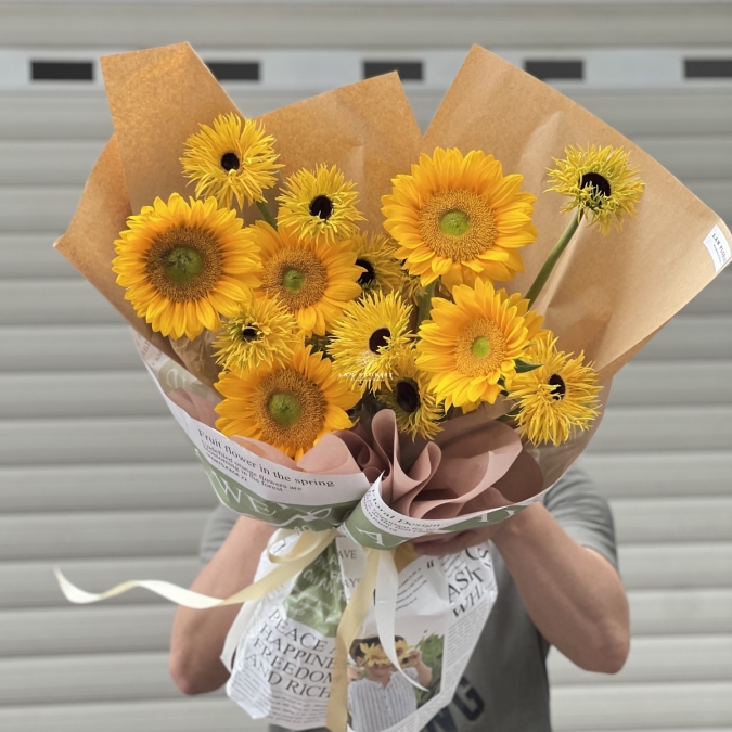 Bó hoa Nắng trong tay - Sunshine Bouquet