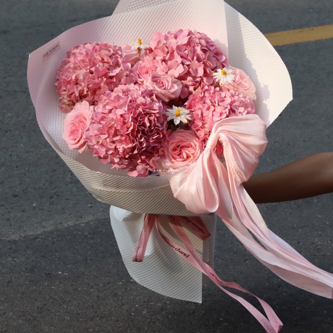 “Pink Étoile – Dấu Ấn Ngọt Ngào”