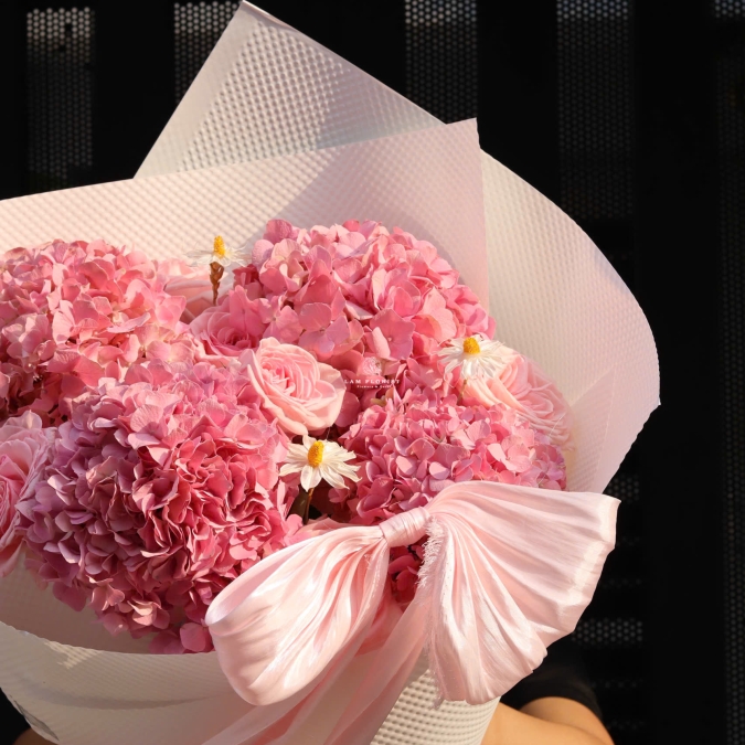 “Pink Étoile – Dấu Ấn Ngọt Ngào”