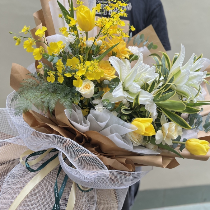 Bó hoa Big size tone trắng vàng mix