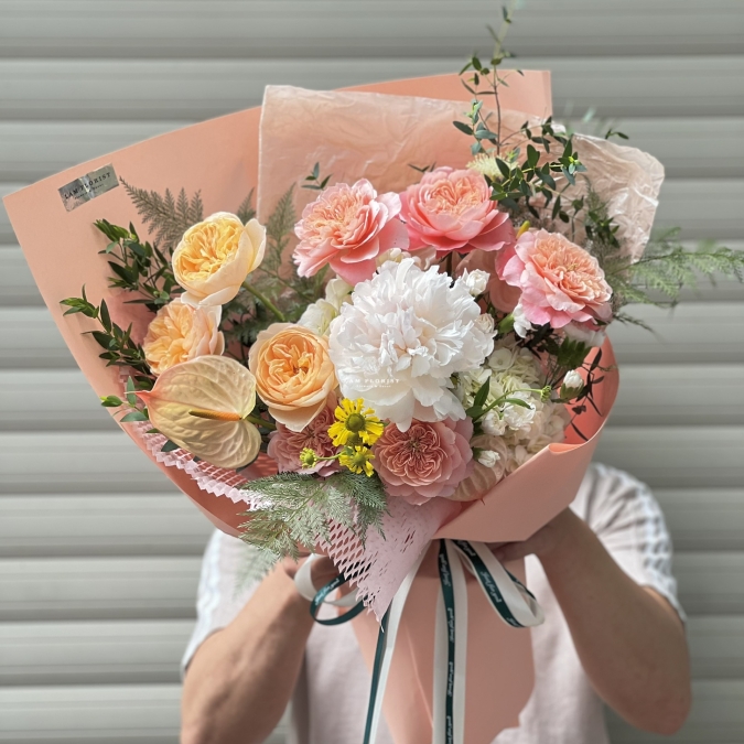Bó hoa mix tone cam nhẹ nhàng