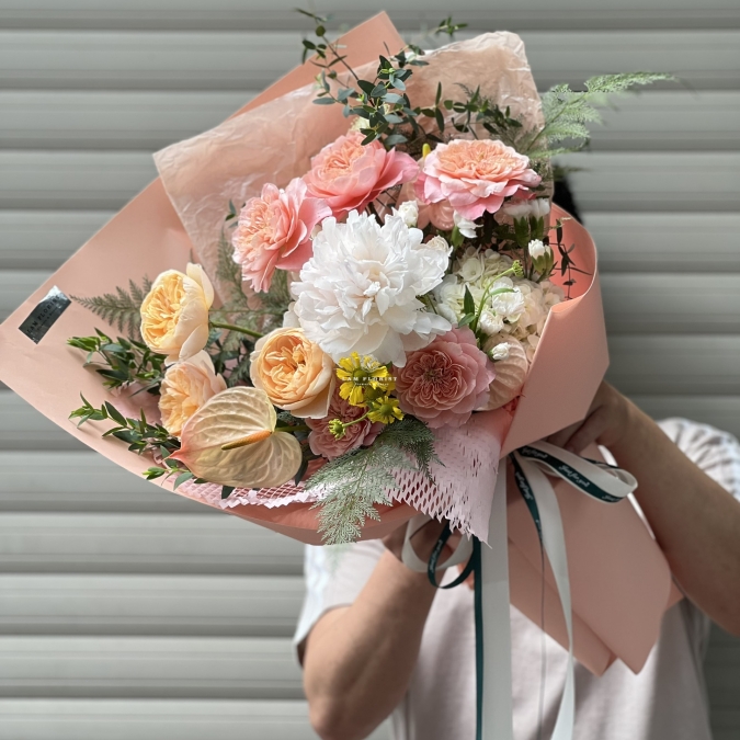 Bó hoa mix tone cam nhẹ nhàng