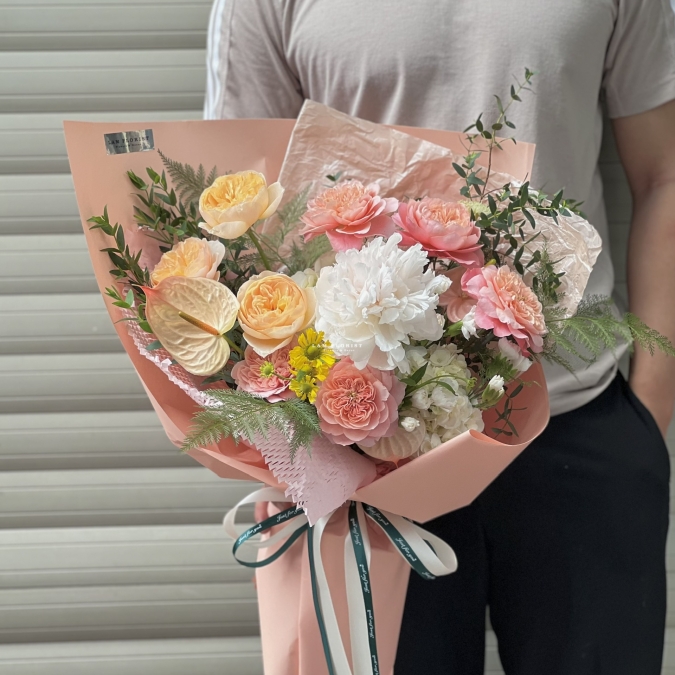 Bó hoa mix tone cam nhẹ nhàng