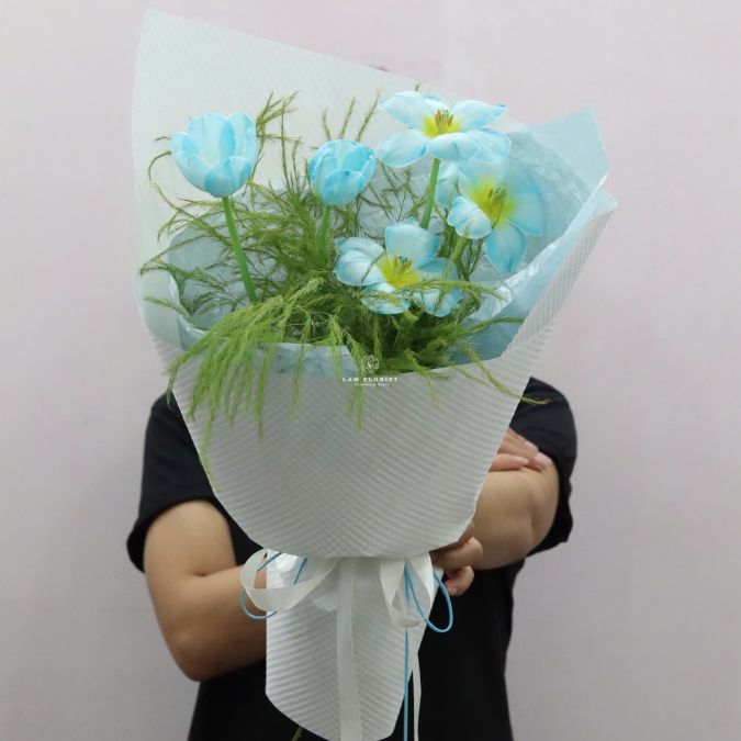 “Blue Whisper – Lời Thì Thầm Dịu Êm”