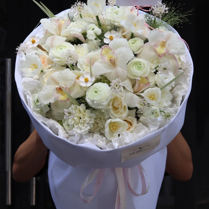 “Pure Grace – Vẻ Đẹp Thuần Khiết”