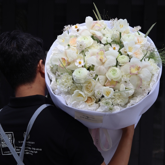 “Pure Grace – Vẻ Đẹp Thuần Khiết”