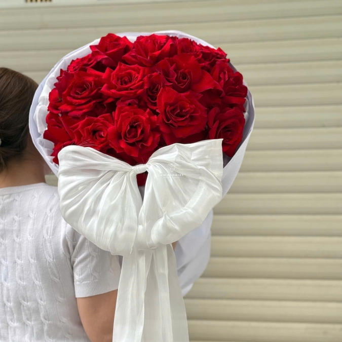 “Hồng Ecuador – Lời Yêu Trọn Vẹn”