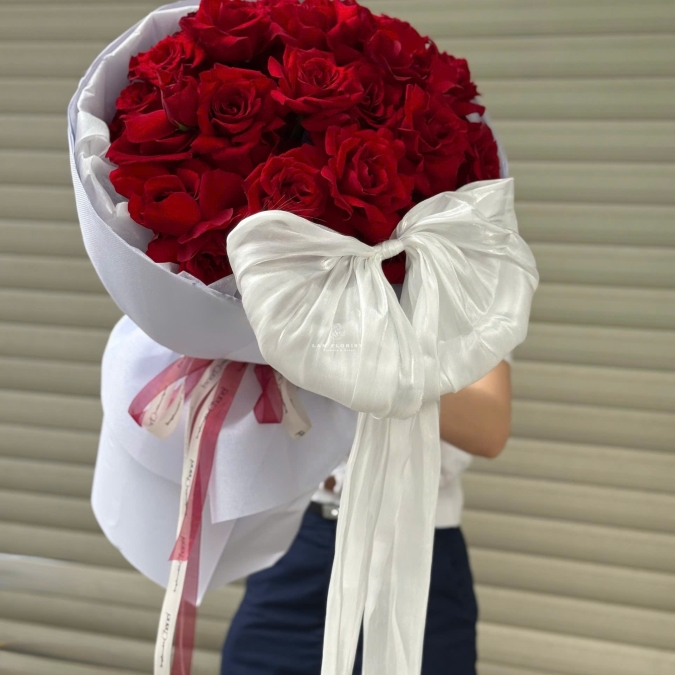 “Hồng Ecuador – Lời Yêu Trọn Vẹn”