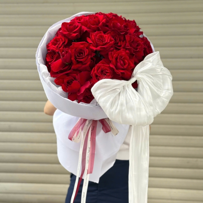 “Hồng Ecuador – Lời Yêu Trọn Vẹn”