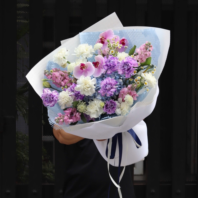 “Lan Hồ Điệp Tím – Dịu Dàng Thanh Xuân”