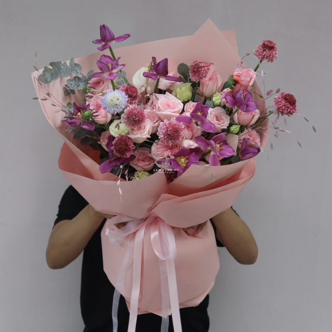 “Hồng Ohara Mix Tulip – Dịu Dàng Đa Sắc”