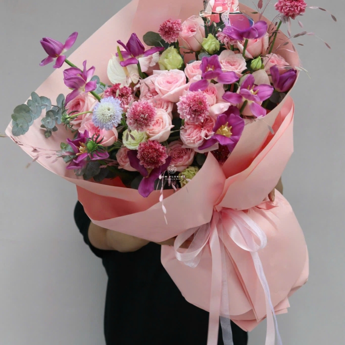 “Hồng Ohara Mix Tulip – Dịu Dàng Đa Sắc”