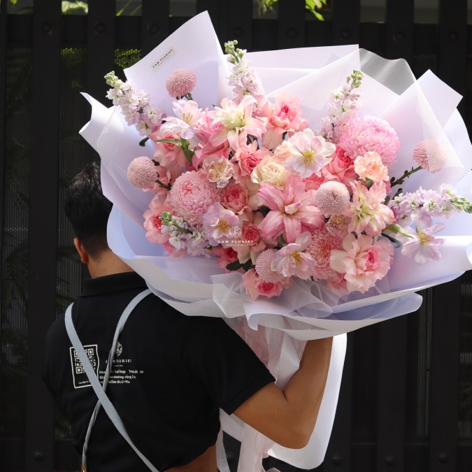 “Ly Kép & Hồng Lạc Thần – Dịu Dàng Say Đắm”