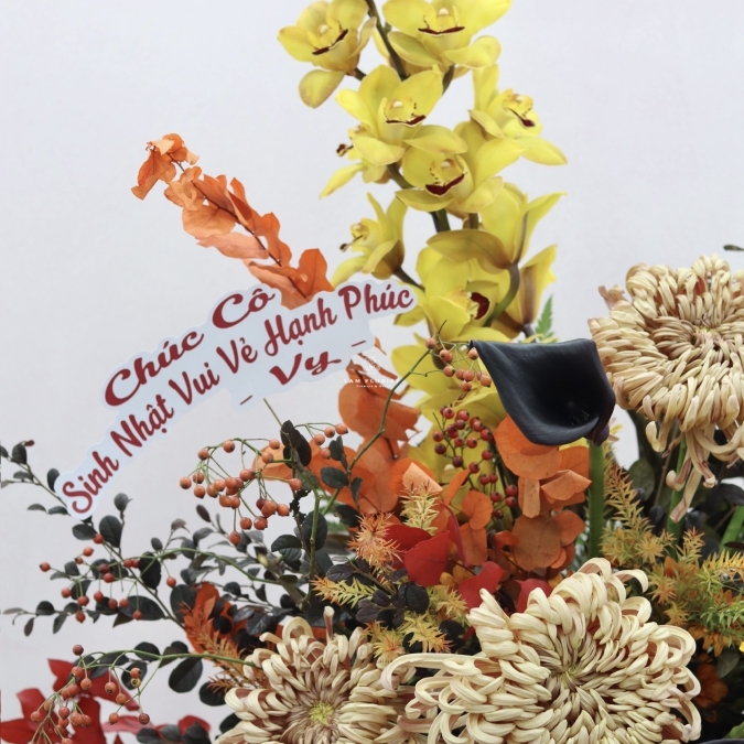 “Địa Lan Vàng & Rum Nhập Khẩu – Sắc Thu Vương Giả”