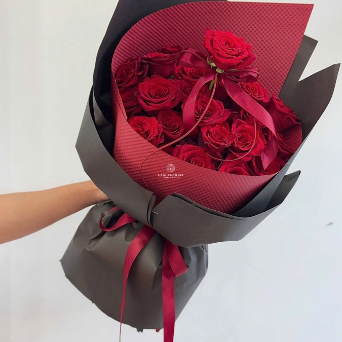  Bó Hoa Hồng Ecuador – Sang Trọng, Đẳng Cấp & Trọn Vẹn Cảm Xúc