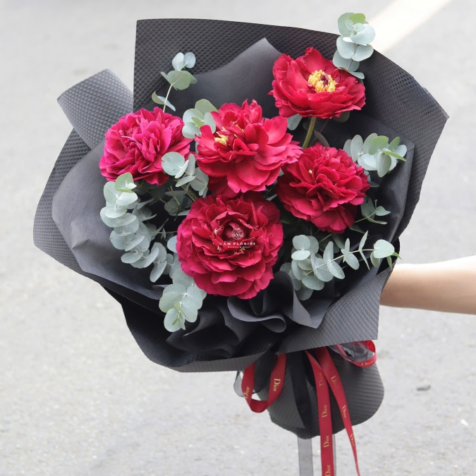 Bó Hoa Peony Sắc Đỏ 