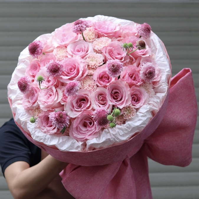 Bó Hoa Tròn Tone Hồng Yêu Thương