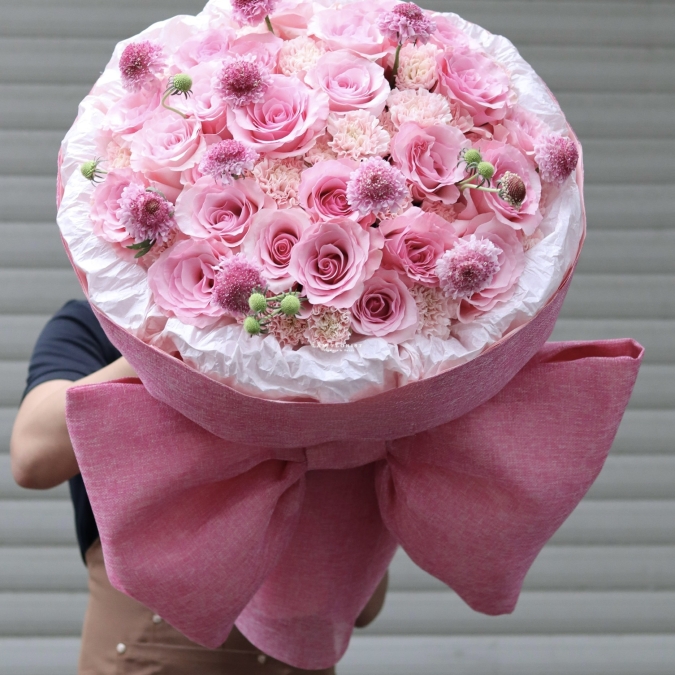 Bó Hoa Tròn Tone Hồng Yêu Thương