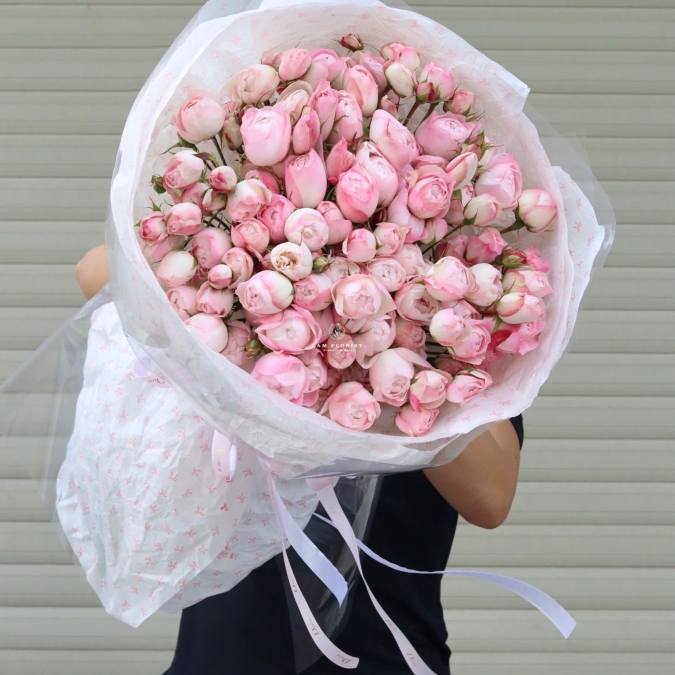 Bó Hoa Chúc Mừng Plume Hồng Phấn 