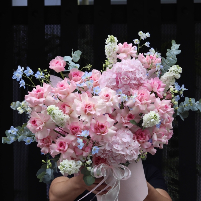 Hộp Hoa Mix Tone Hồng 